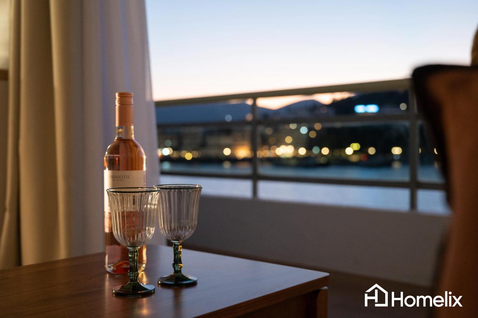 Amaya - Sea View Suites Chalkida Bagian luar foto